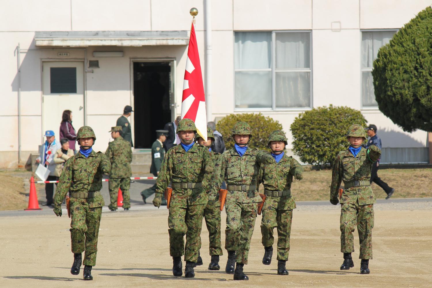 集団的自衛権は自衛隊員が一番よくわかっている