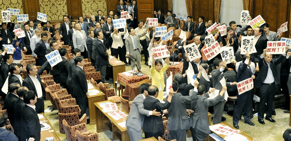 なぜこの歴史的瞬間をＮＨＫは国会中継から外すのか